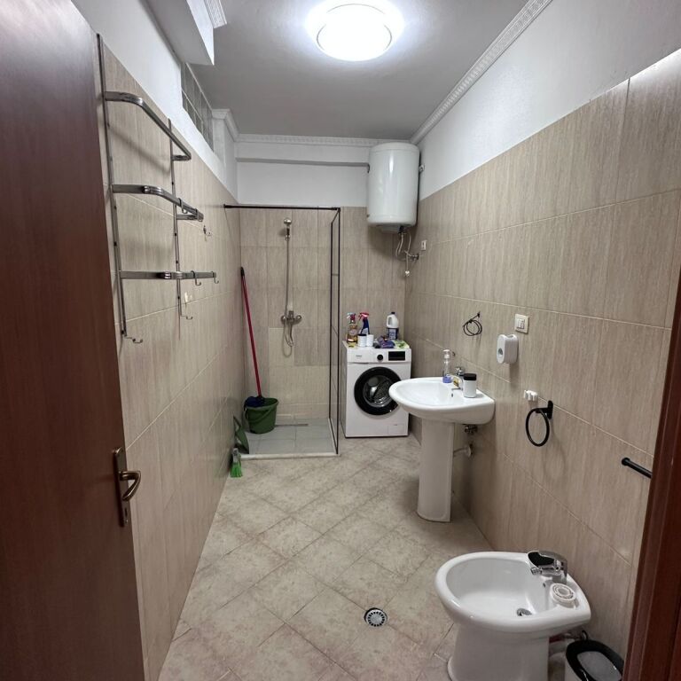 AFFITTASI APPARTAMENTO 1+1-FRESK