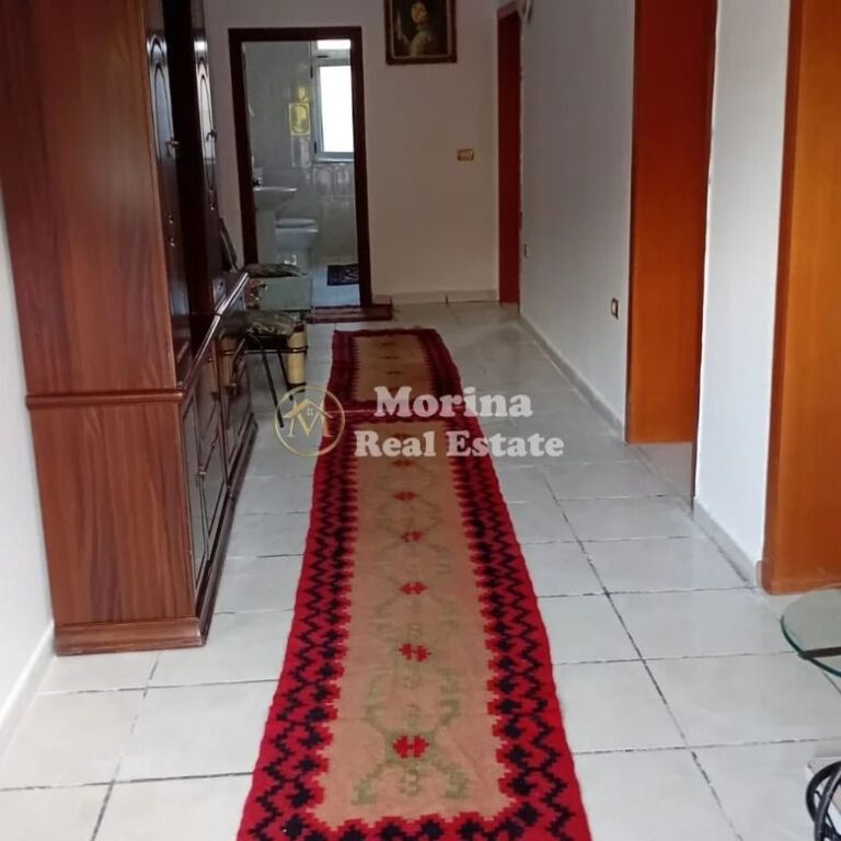 Rent | Private house 2 + 1 | Besa Street | 400 €/month