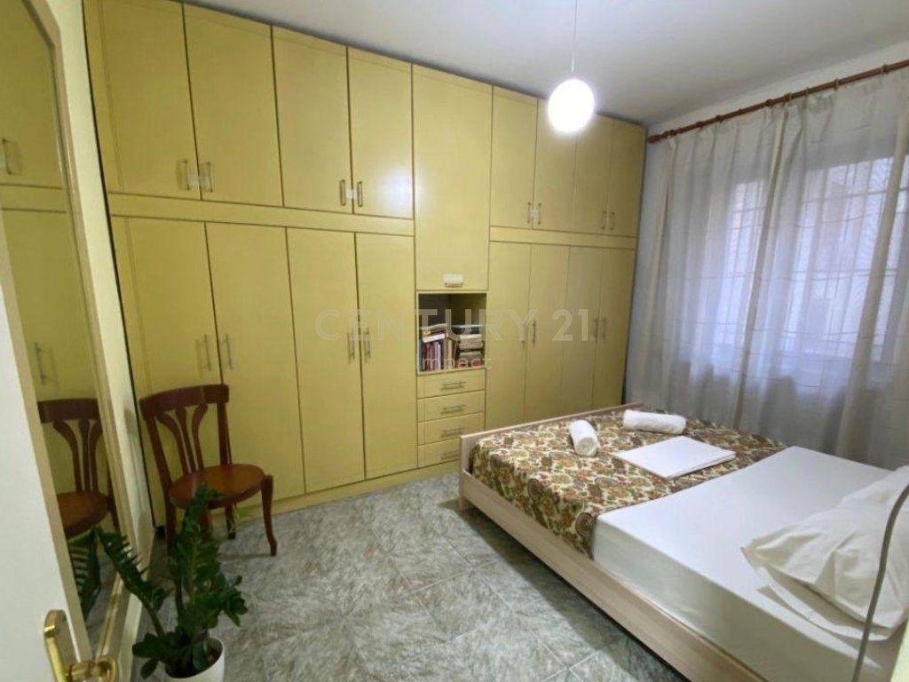 Apartament 2+1 Me Qira tek Stadiumi Dinamo, Tiranë !