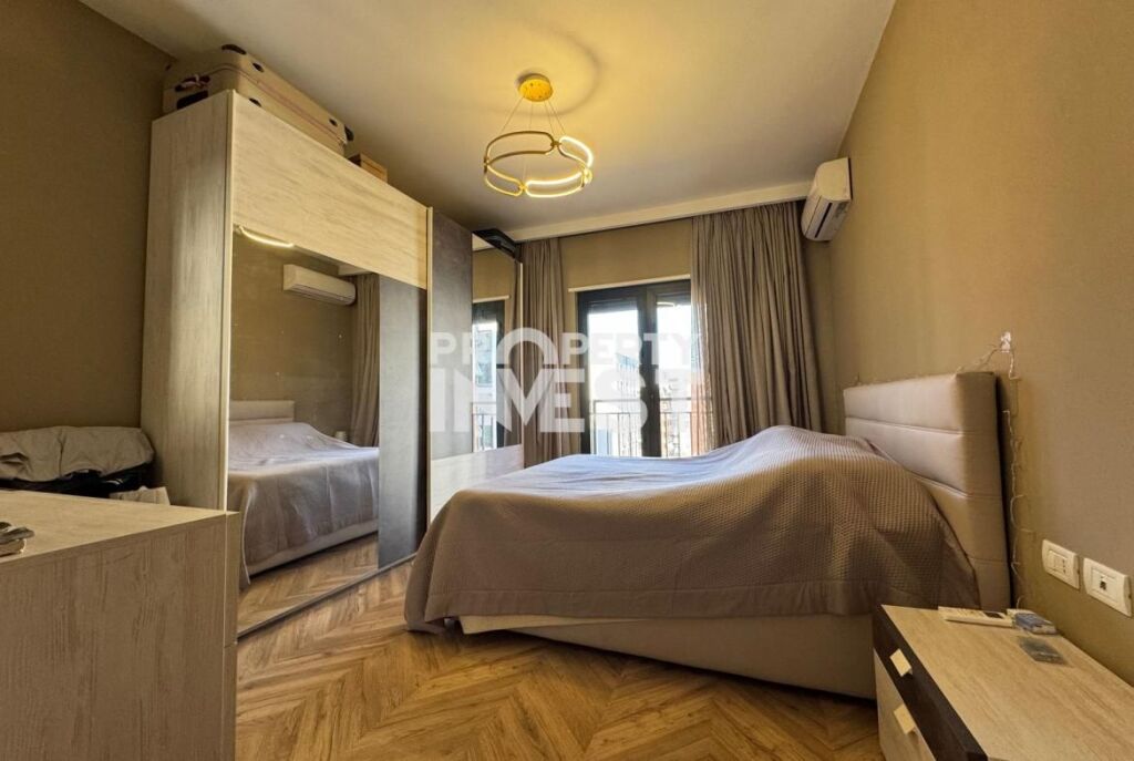 Apartment 2+1+2 + parking space for sale Green City, Astir