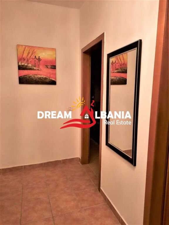 Apartament 1+1 ne Shitje Rruga 5 Maji, Prane Medresese ne Tirane (ID 41111545)