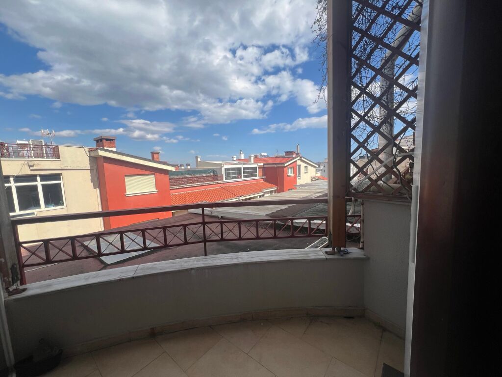 1+1 te Kodra e Diellit me qera