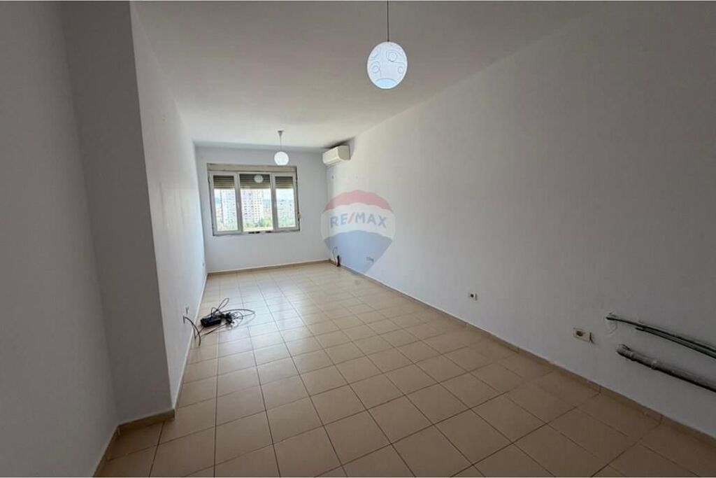 Appartamento - In Vendita - Palazzi Gialli, Tirana