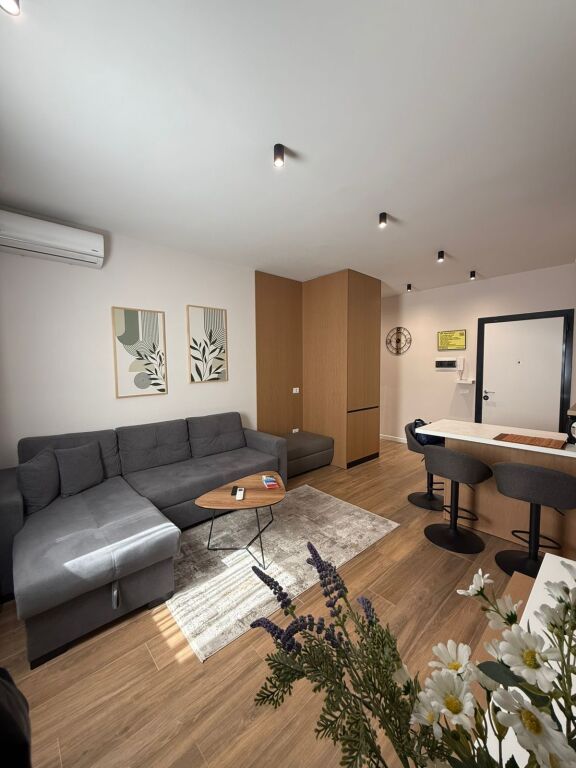 Apartament 1+1 per shitje, Rruga Siri Kodra, Selvia