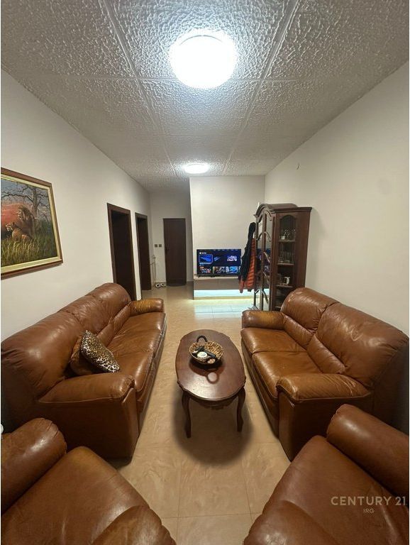 Jepet me qira apartament 1+1 tek Vasil Shanto