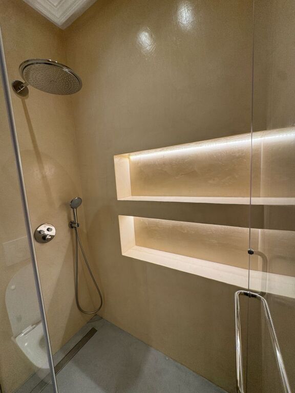 Vendesi in vendita Appartamento 2+1+2📍 Zogu i Zi – Complesso “Folea e Gjelbër”