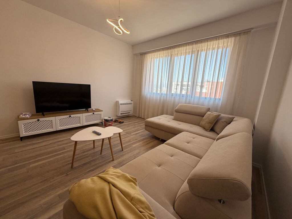 Affitto appartamento 1+1 con 🅿️ Presso Urban Gate 53000 lek al mese