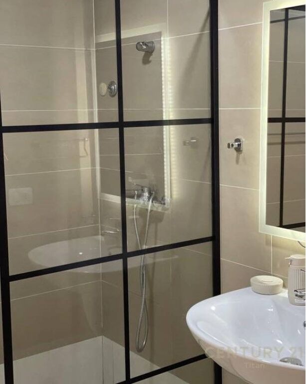 Modern 3+1+2+parking apartment for rent in Fiori Di Bosco