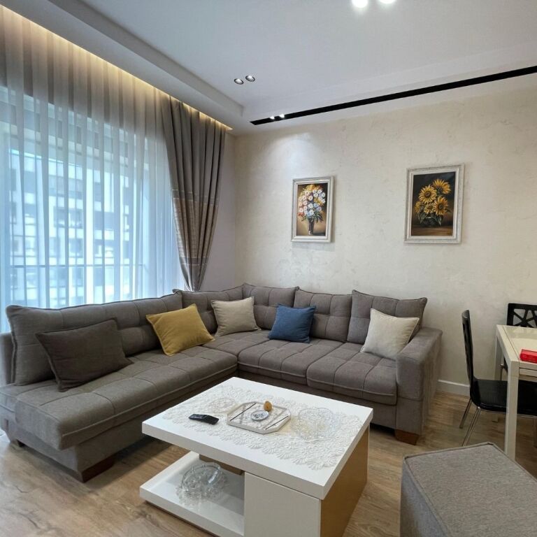 Apartament 1+1 per qira tek Kompleksi Kontakt, 21 Dhejtori Cmimi: 65.000 leke/muaj