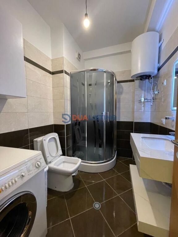 Qira, Apartament modern 1+1 perballe Delijorgjit!