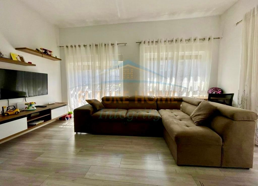 🏡 2+1+2 con Super Luce al Complesso "Mangalem" – Ali Dem! ☀️