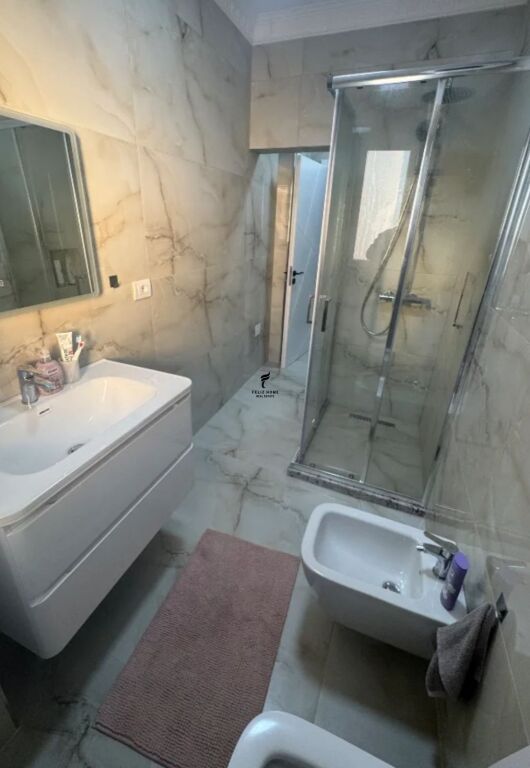 APARTAMENT ME QERA 2+1 ALI DEMI 60.000 LEKE FH-67875