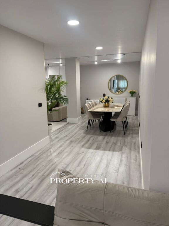 Apartment for rent in Bllok