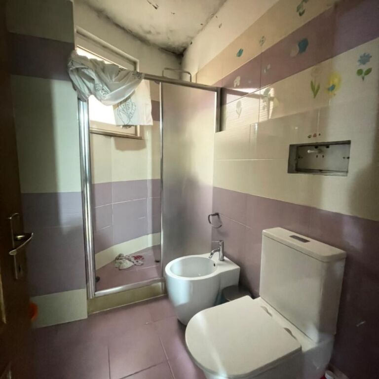 VENDESI Appartamento 2+1+2  📍 Lago Secco, Complesso Colombo