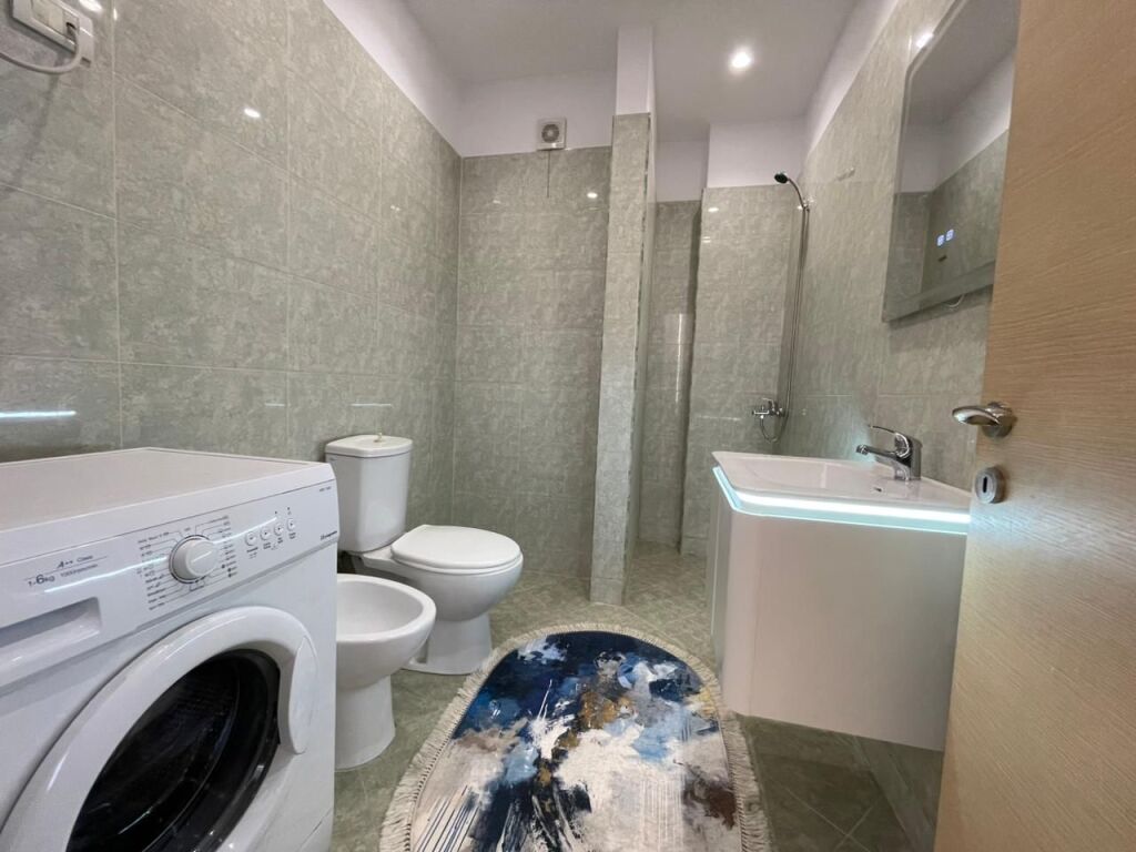 Appartamento 1+1 in vendita ad Astir.