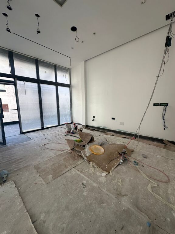 Business premises for rent