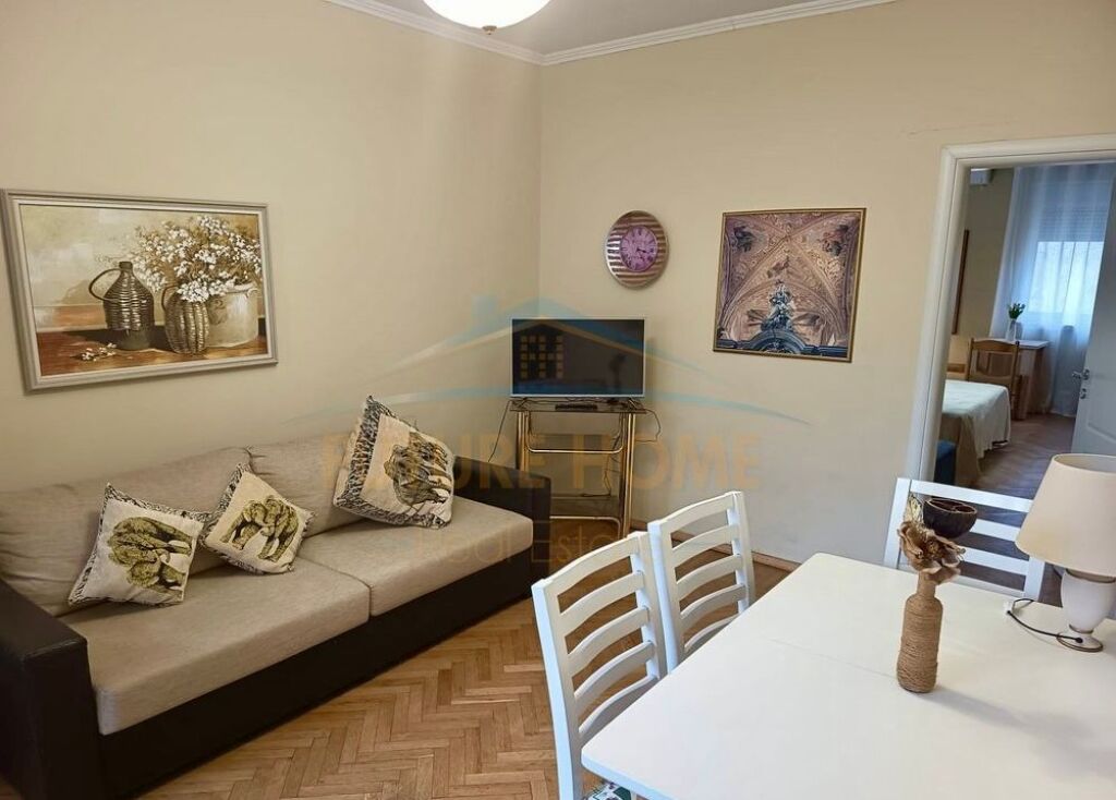 Affitto, Appartamento 1+1, Myslym Shyri, Tirana.