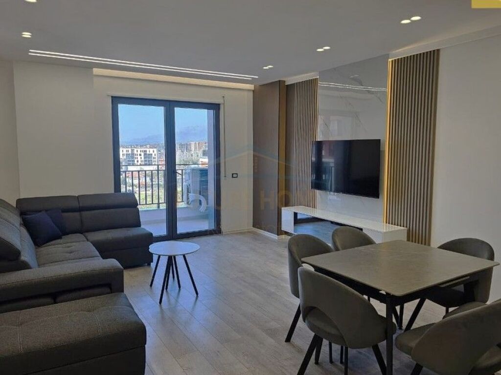 Shitet, Apartament 2+1+2 , Kompleksi Ndregjoni, Jordan Misja.