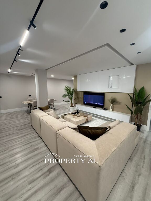 Apartment for rent in Bllok