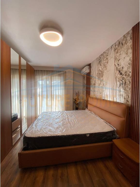 Shitet , Apartament 2+1+2 , Rruga Mine Peza , Tirane