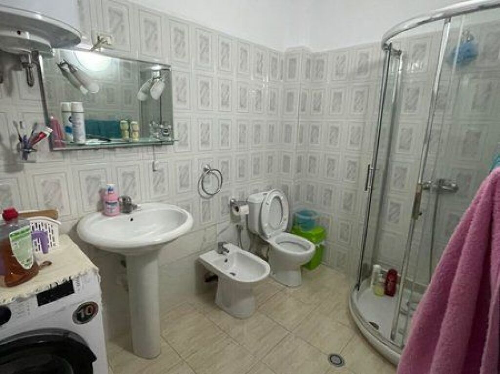 Shitet, Apartament 2+1  Kodra e Diellit, Tirane