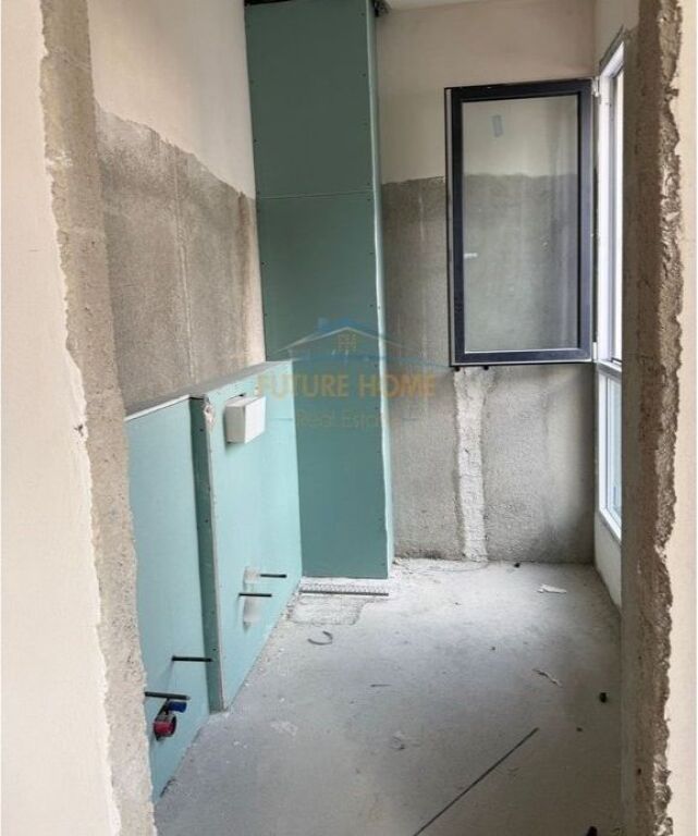 Shitet, Apartament 2+1+2, prane Fushës së Alidemit, Tiranë, Tiranë.
