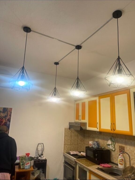 Apartament 1+1 per qira tek Lulishtja tek Komuna e Parisit.