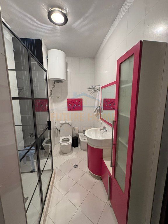 Rent, Apartment 2+1+Parking Space, Barrikadave Street, Tirana