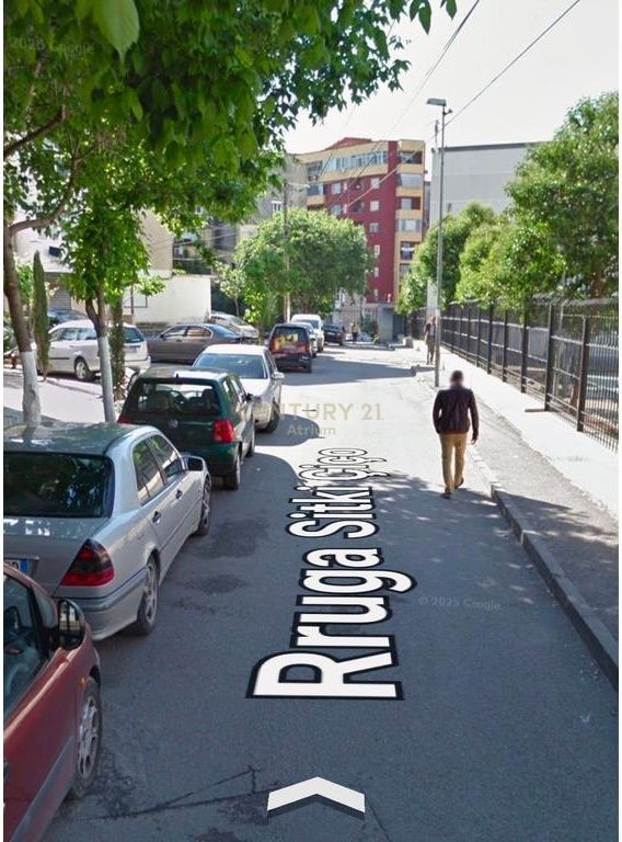 OCCASION! COMMERCIAL SPACE FOR SALE NEAR NIKET DARDANI SCHOOL!!