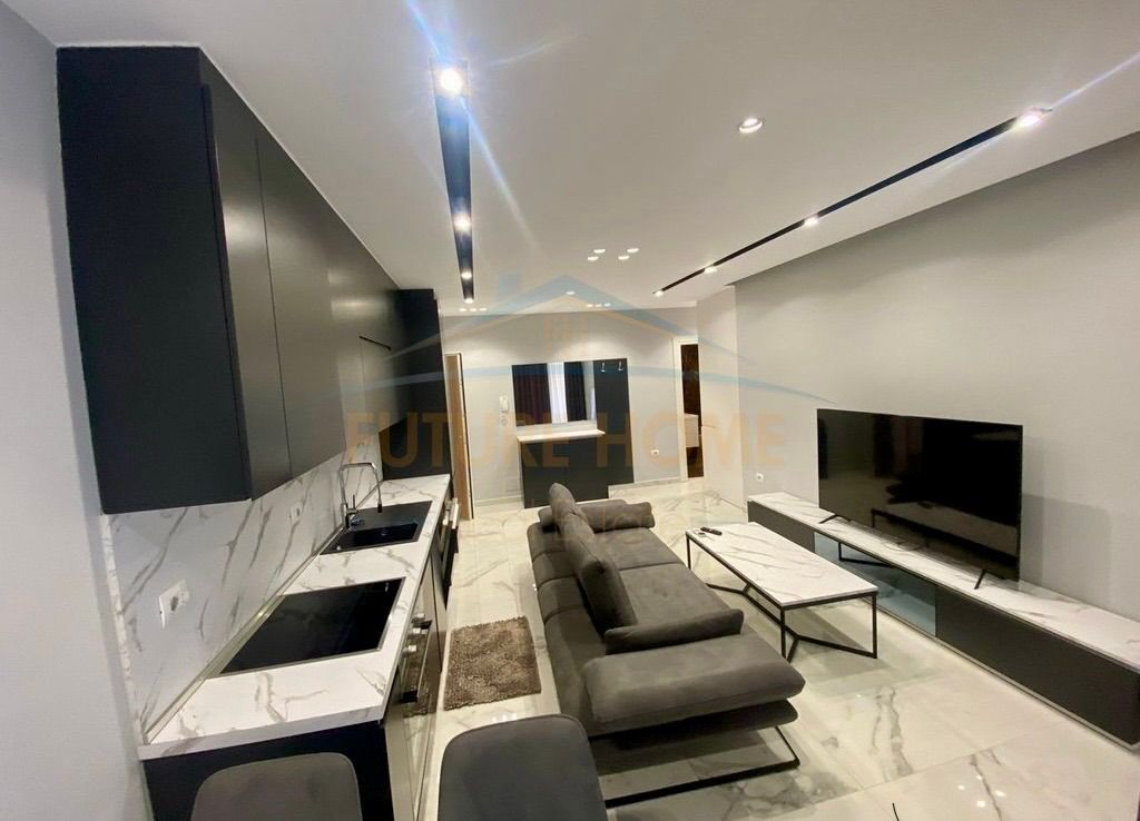 ✨ Lusso e Comfort in Via "Panorama" – 1+1 con Posto Auto! 🚗