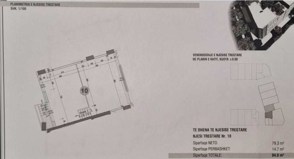 Si affitta unità commerciale ad Astir, al piano 0, con accesso diretto dalla strada.