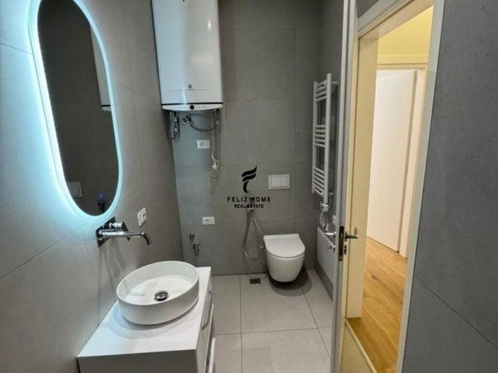 OFFICE FOR RENT 58 M2 PARIS COMMUNE 1,000 EURO FH-67848