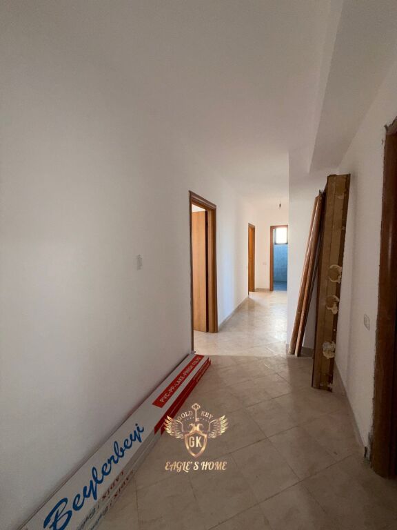 SHITET 2+1+2 me 2 Ballkone 150.000€  📍Markata Durres