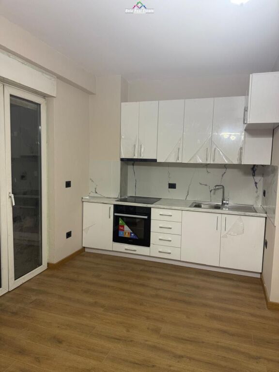 Apartment For Rent 1+1 In ali Dem (ID B2101622) Tirane