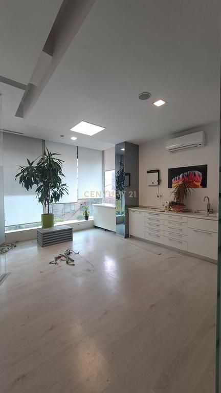 FOR RENT PREMISES BY THE ROAD NEAR PETRO NINI HIGH SCHOOL