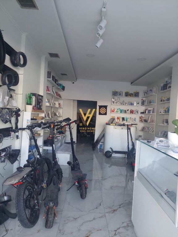 JEPET DYQAN 52 M2 ME QERA NE LAPRAKE 50.000 LEKE