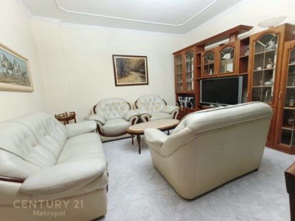 🏡 Appartamento 3+1+2 in affitto vicino alla Procura