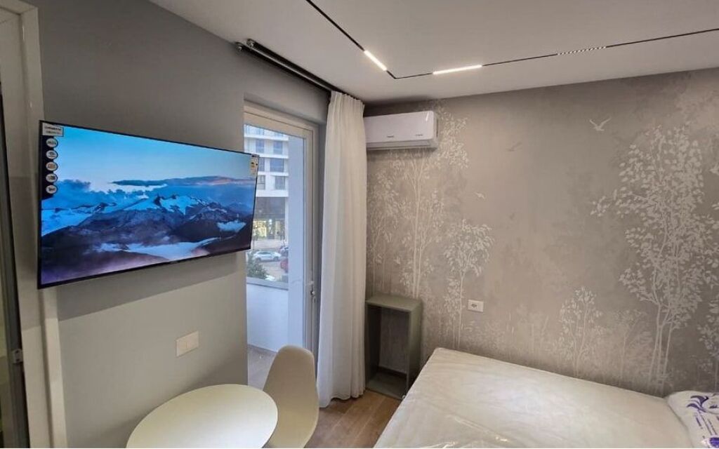 Shiten, 3-Garsoniere, Rruga Mine Peza, Tiranë.