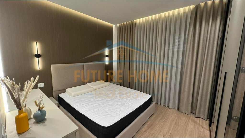 Shitet, Apartament 2+1+2, Golden Tower Residence, Rruga Mine Peza,