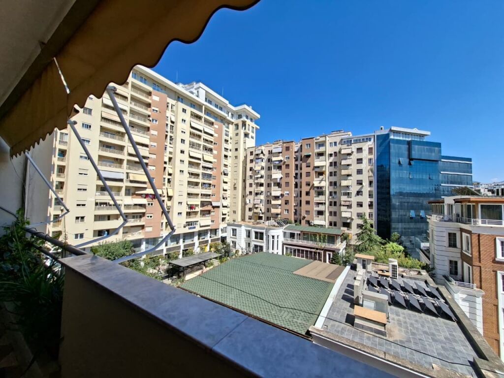 🏠 In Affitto: Appartamento 3+1+2 Bagni (📍Zona Stazione / Harry Fultz) 🔥 Posizione Strategica | ✨ Prima volta in affitto 💶 Prezzo: 72.000 ALL / Mese