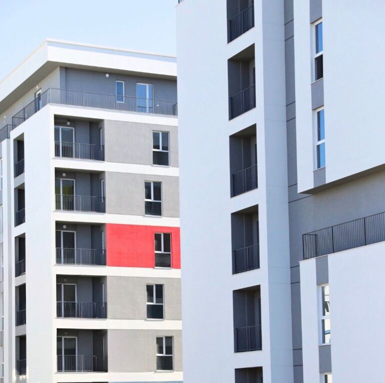 Apartament 1+1 me qira në Univers City