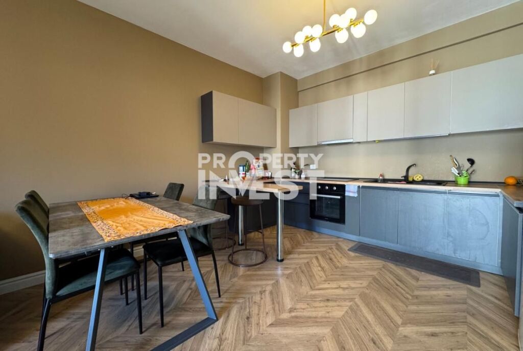 Apartment 2+1+2 + parking space for sale Green City, Astir