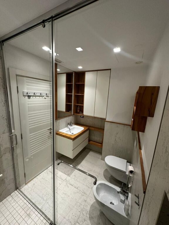 🏡Affittasi 3+1  📍 Comune di Parigi💰 150.000 lek / mese