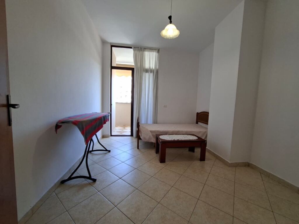 🏠 In Affitto: Appartamento 3+1+2 Bagni (📍Zona Stazione / Harry Fultz) 🔥 Posizione Strategica | ✨ Prima volta in affitto 💶 Prezzo: 72.000 ALL / Mese