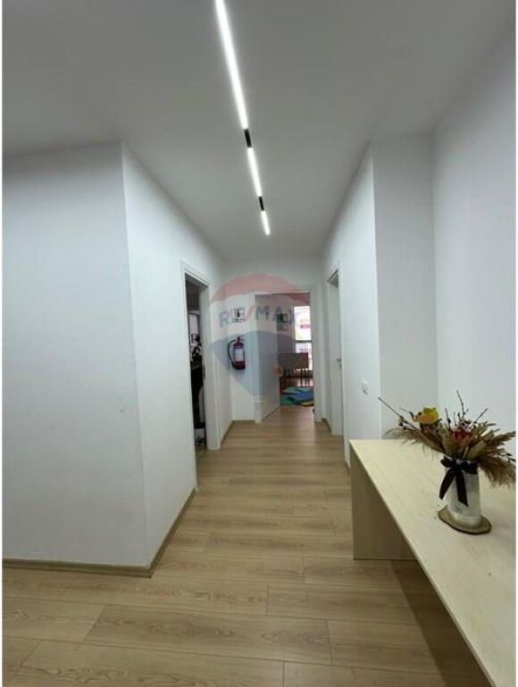 Apartament 3+1+2 për Shitje te Bulevardi i Ri