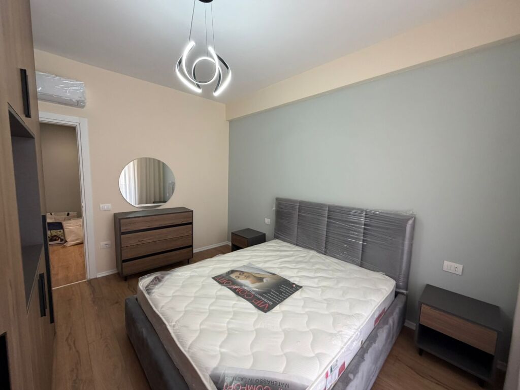 🏡 Jepet me qira 1+1 + 🅿️ – Astir, Kompleksi Urban Gate💶 53,000 lekë/muaj