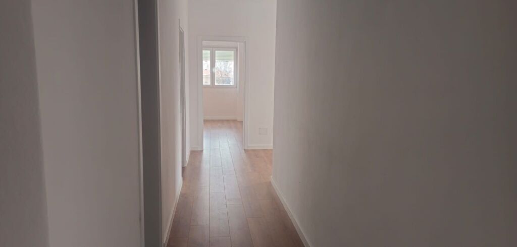 Apartament per shitje 3+1+2 - Pazari i Ri