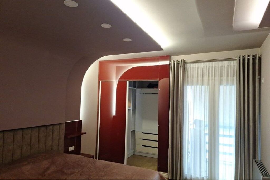 Apartament 2+1 per qira tek Pazari i RI