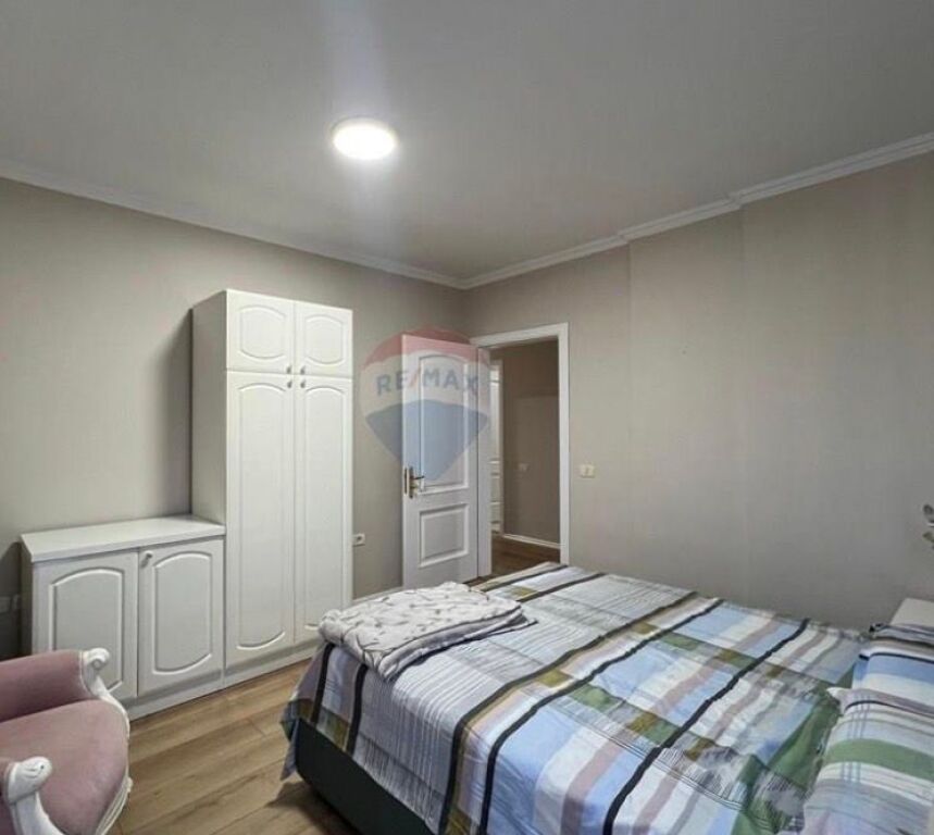 APARTMENT FOR RENT IN THE CENTER