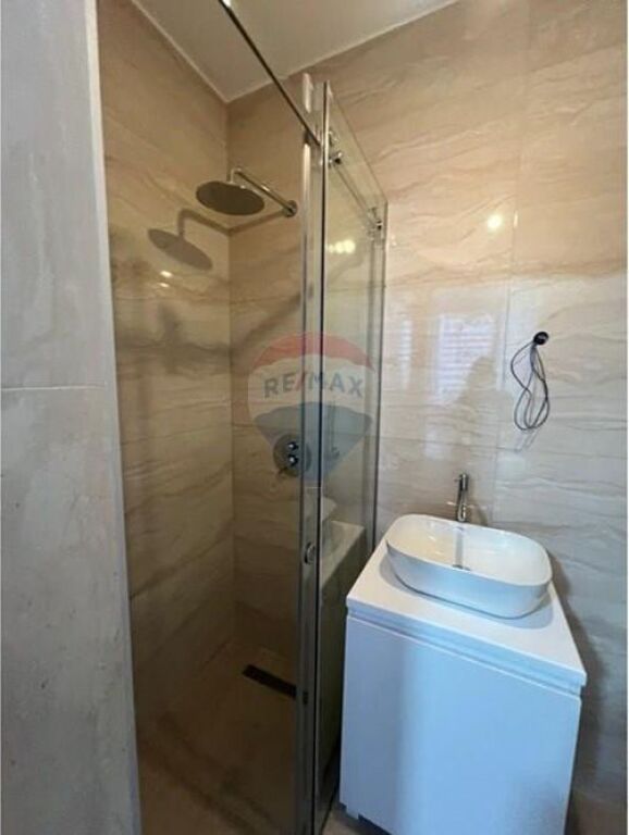 APARTMENT FOR RENT IN THE CENTER